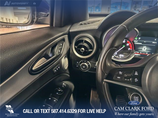 2018 Alfa Romeo Stelvio ti (Stk: P14778) in Airdrie - Image 17 of 25