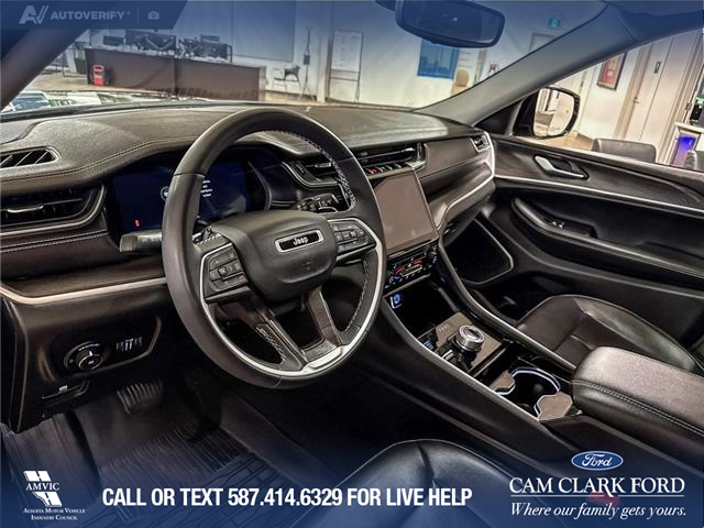2023 Jeep Grand Cherokee L Limited (Stk: P14772) in Airdrie - Image 13 of 25