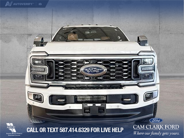 2023 Ford F-450 Platinum (Stk: P14775) in Airdrie - Image 2 of 25