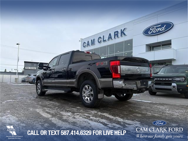 2021 Ford F-350 King Ranch (Stk: P6890) in Olds - Image 4 of 5