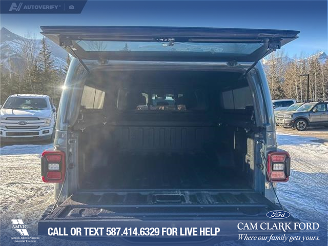 2024 Jeep Gladiator Mojave (Stk: P1589) in Canmore - Image 12 of 25 2024 Jeep Gladiator Mojave (Stk: P1589) in Canmore - Image 12 of 25