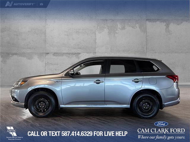 2018 Mitsubishi Outlander Plug-In Hybrid SE (Stk: P14803) in Airdrie - Image 3 of 25