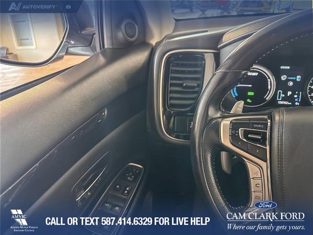 2018 Mitsubishi Outlander Plug-In Hybrid SE (Stk: P14803) in Airdrie - Image 17 of 25