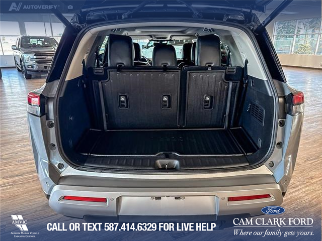 2023 Nissan Pathfinder Platinum (Stk: P14807) in Airdrie - Image 12 of 24