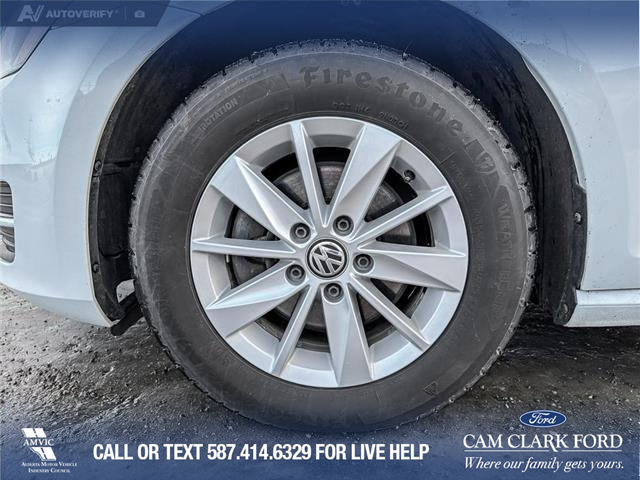 2016 Volkswagen Golf 1.8 TSI Comfortline (Stk: P6931) in Olds - Image 6 of 25