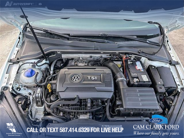 2016 Volkswagen Golf 1.8 TSI Comfortline (Stk: P6931) in Olds - Image 10 of 25