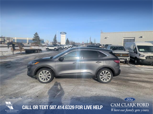 2021 Ford Escape Titanium Hybrid (Stk: U37944) in Red Deer - Image 3 of 7