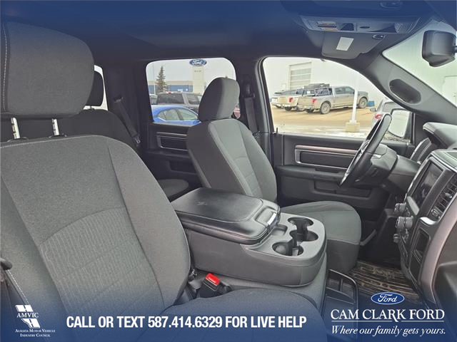 2022 RAM 1500 Classic SLT (Stk: U37946) in Red Deer - Image 7 of 7