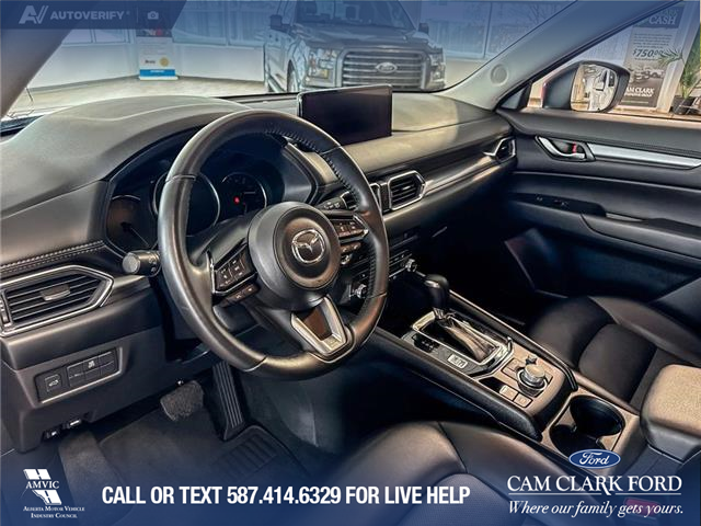 2025 Mazda CX-5 GS (Stk: P14863) in Airdrie - Image 13 of 25