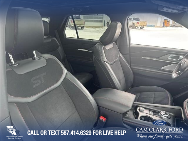 2025 Ford Explorer ST (Stk: U37993) in Red Deer - Image 7 of 7