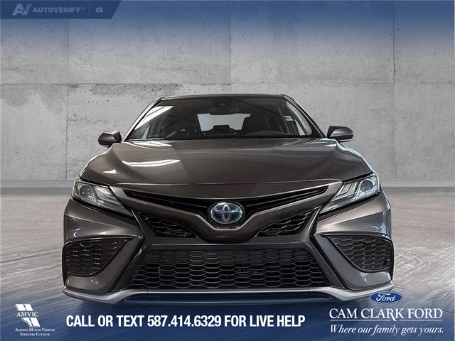 2022 Toyota Camry Hybrid XSE (Stk: P14893) in Airdrie - Image 2 of 25