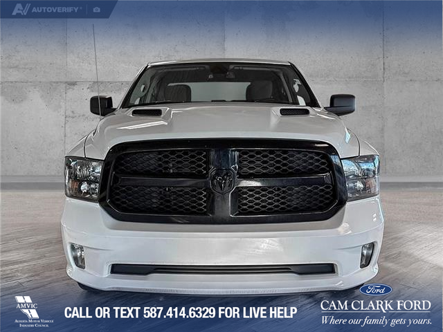 2022 RAM 1500 Classic Tradesman (Stk: P14910) in Airdrie - Image 2 of 25
