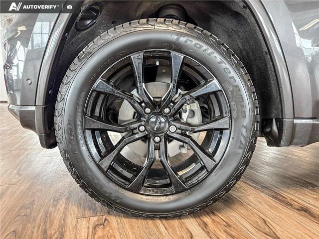 2020 Jeep Grand Cherokee Overland (Stk: P14938) in Airdrie - Image 6 of 25