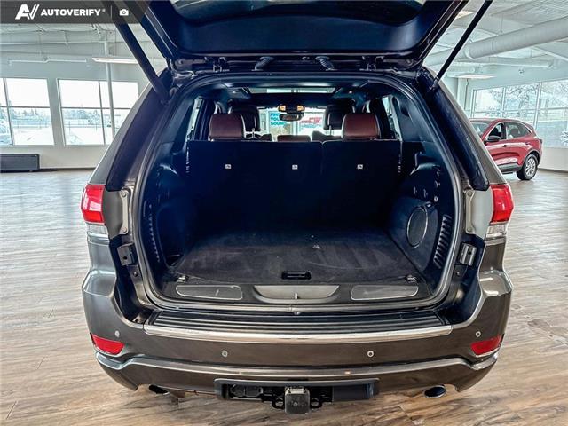2020 Jeep Grand Cherokee Overland (Stk: P14938) in Airdrie - Image 12 of 25