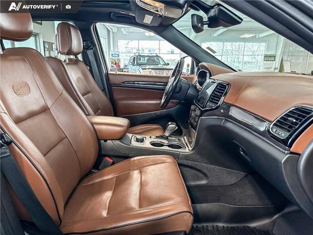 2020 Jeep Grand Cherokee Overland (Stk: P14938) in Airdrie - Image 22 of 25