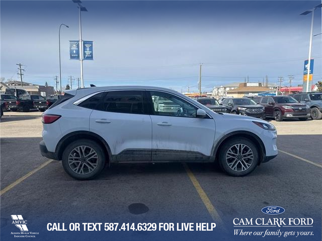 2022 Ford Escape SEL (Stk: P6987) in Olds - Image 3 of 4