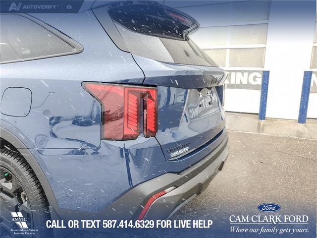 2025 Kia Sorento 2.5T X-Line Limited w/Olive Brown Interior (Stk: U38003) in Red Deer - Image 11 of 25