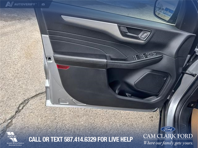 2022 Ford Escape SE (Stk: P1182) in Innisfail - Image 7 of 17