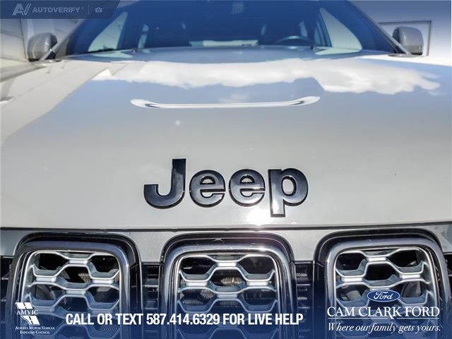 2022 Jeep Grand Cherokee WK Laredo (Stk: U38023) in Red Deer - Image 9 of 25
