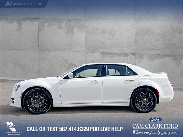 2022 Chrysler 300 S (Stk: P1174) in Innisfail - Image 3 of 20