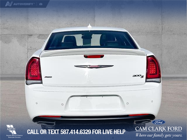 2022 Chrysler 300 S (Stk: P1174) in Innisfail - Image 5 of 20