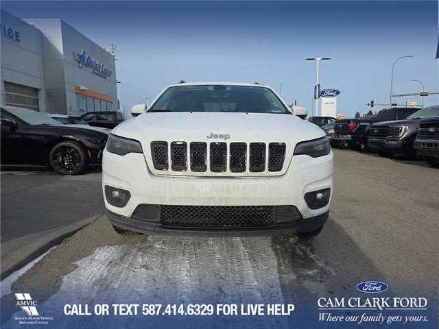 2019 Jeep Cherokee North (Stk: P7002) in Olds - Image 2 of 5