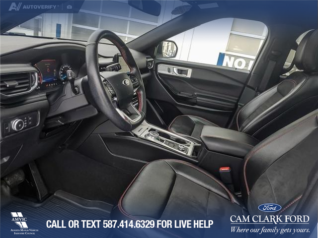 2022 Ford Explorer ST-Line (Stk: U38028) in Red Deer - Image 13 of 25