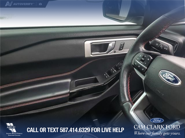 2022 Ford Explorer ST-Line (Stk: U38028) in Red Deer - Image 17 of 25