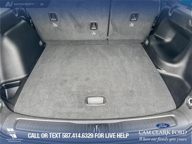 2025 Jeep Grand Cherokee Laredo (Stk: P7008) in Olds - Image 12 of 25