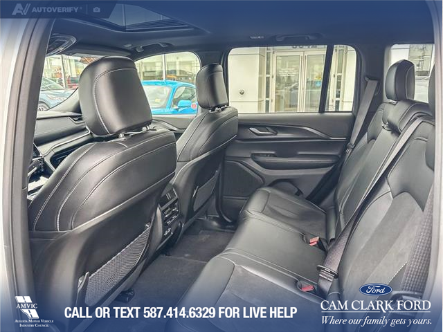 2025 Jeep Grand Cherokee Laredo (Stk: P7008) in Olds - Image 23 of 25