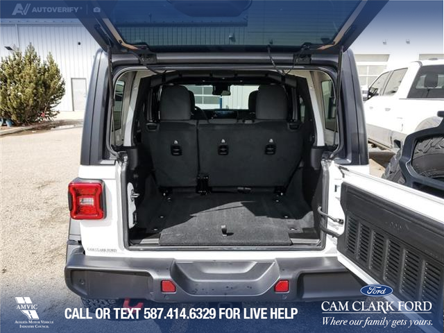2024 Jeep Wrangler Rubicon (Stk: U38037) in Red Deer - Image 11 of 24