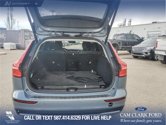2024 Volvo V60 Cross Country B5 Plus (Stk: U38031) in Red Deer - Image 12 of 25
