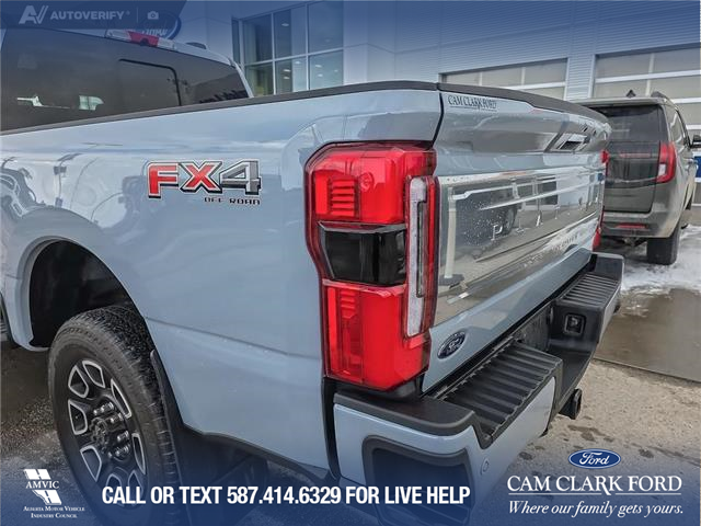 2024 Ford F-350 Platinum (Stk: P7000) in Olds - Image 10 of 24