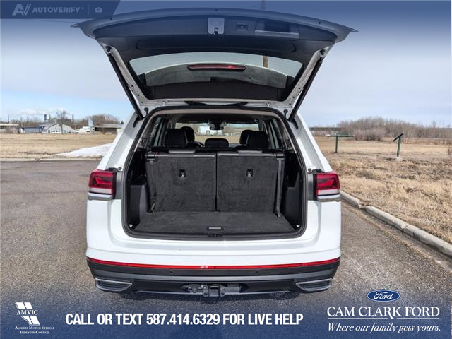 2025 Volkswagen Atlas 2.0 TSI Comfortline (Stk: P1170) in Innisfail - Image 10 of 19