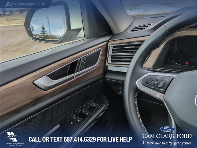 2025 Volkswagen Atlas 2.0 TSI Comfortline (Stk: P1170) in Innisfail - Image 13 of 19