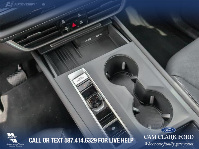 2025 Volkswagen Atlas 2.0 TSI Comfortline (Stk: P1170) in Innisfail - Image 14 of 19