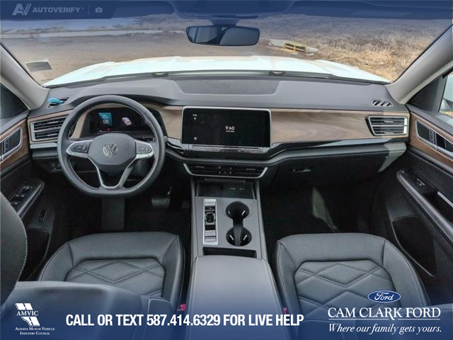 2025 Volkswagen Atlas 2.0 TSI Comfortline (Stk: P1170) in Innisfail - Image 17 of 19