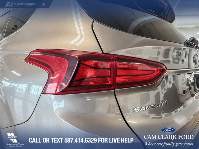 2020 Hyundai Santa Fe Preferred 2.4 (Stk: BJ217) in Airdrie - Image 11 of 25