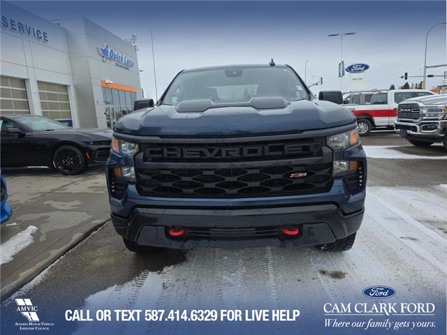2022 Chevrolet Silverado 1500 Custom Trail Boss (Stk: P6994) in Olds - Image 2 of 5