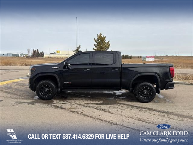 2023 GMC Sierra 1500 AT4 (Stk: U38044) in Red Deer - Image 3 of 7