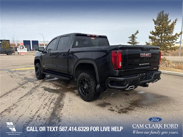 2023 GMC Sierra 1500 AT4 (Stk: U38044) in Red Deer - Image 4 of 7