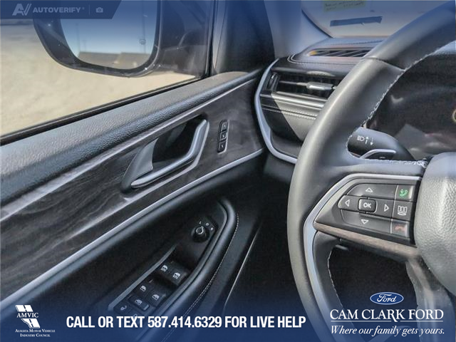 2023 Jeep Grand Cherokee L Limited (Stk: P1189) in Innisfail - Image 13 of 21