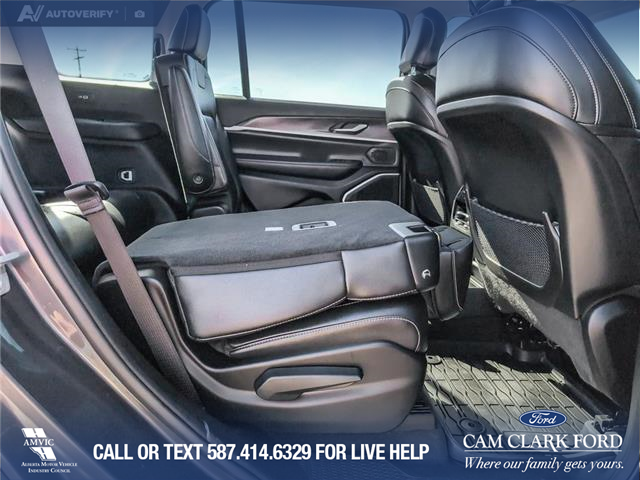 2023 Jeep Grand Cherokee L Limited (Stk: P1189) in Innisfail - Image 19 of 21