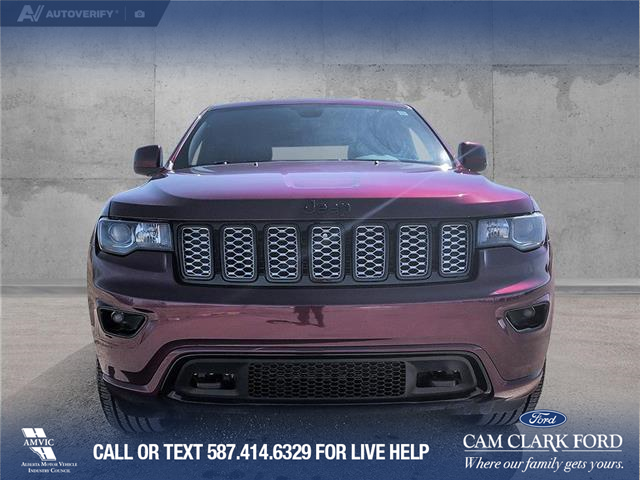 2019 Jeep Grand Cherokee Laredo (Stk: P1181) in Innisfail - Image 2 of 18
