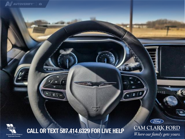 2025 Chrysler Grand Caravan SXT (Stk: P1194) in Innisfail - Image 11 of 23