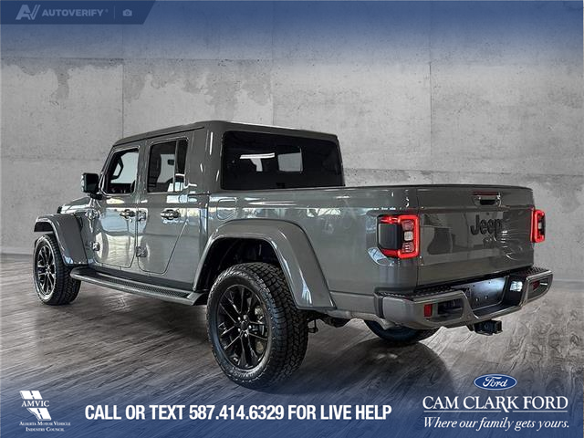2023 Jeep Gladiator Overland (Stk: P15011) in Airdrie - Image 4 of 25