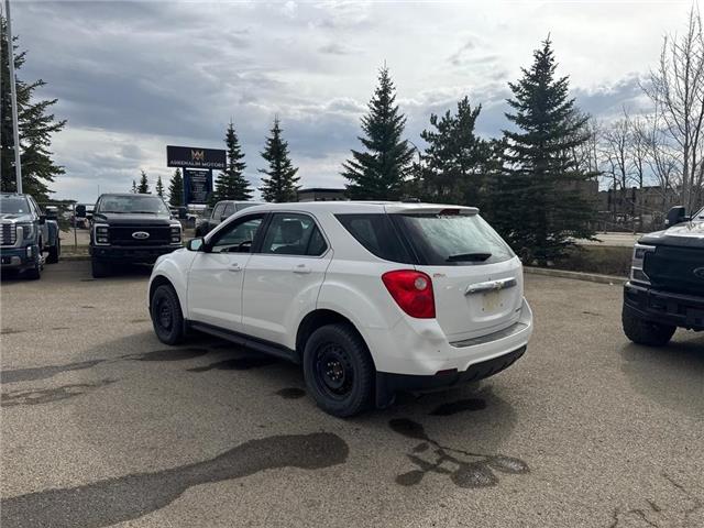 2015 Chevrolet Equinox LS (Stk: U38106) in Red Deer - Image 4 of 7 2015 Chevrolet Equinox LS (Stk: U38106) in Red Deer - Image 4 of 7