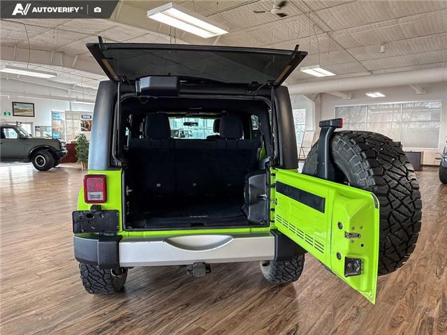 2012 Jeep Wrangler Unlimited Sahara (Stk: P15112) in Airdrie - Image 12 of 25