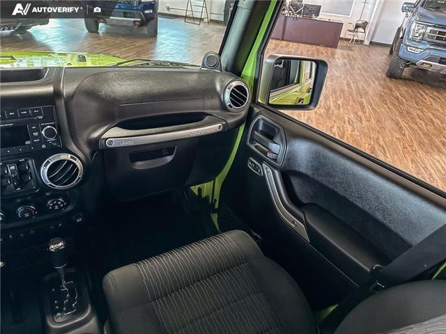 2012 Jeep Wrangler Unlimited Sahara (Stk: P15112) in Airdrie - Image 25 of 25