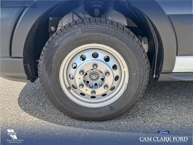 2025 Ford Transit-250 Cargo Base (Stk: 25T8236) in Olds - Image 6 of 25